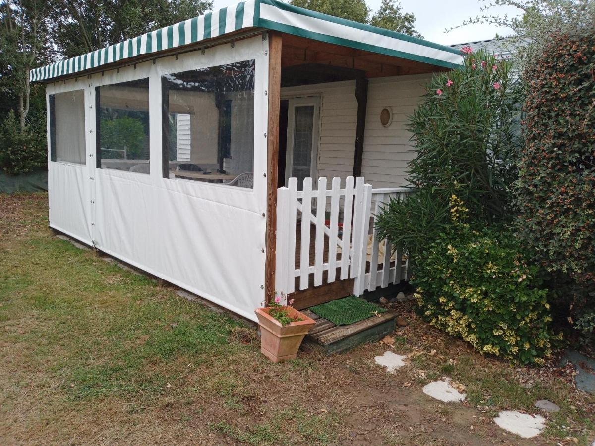 Mobil Home Dans Parc Residentiel Loisirs Talmont-Saint-Hilaire Bagian luar foto